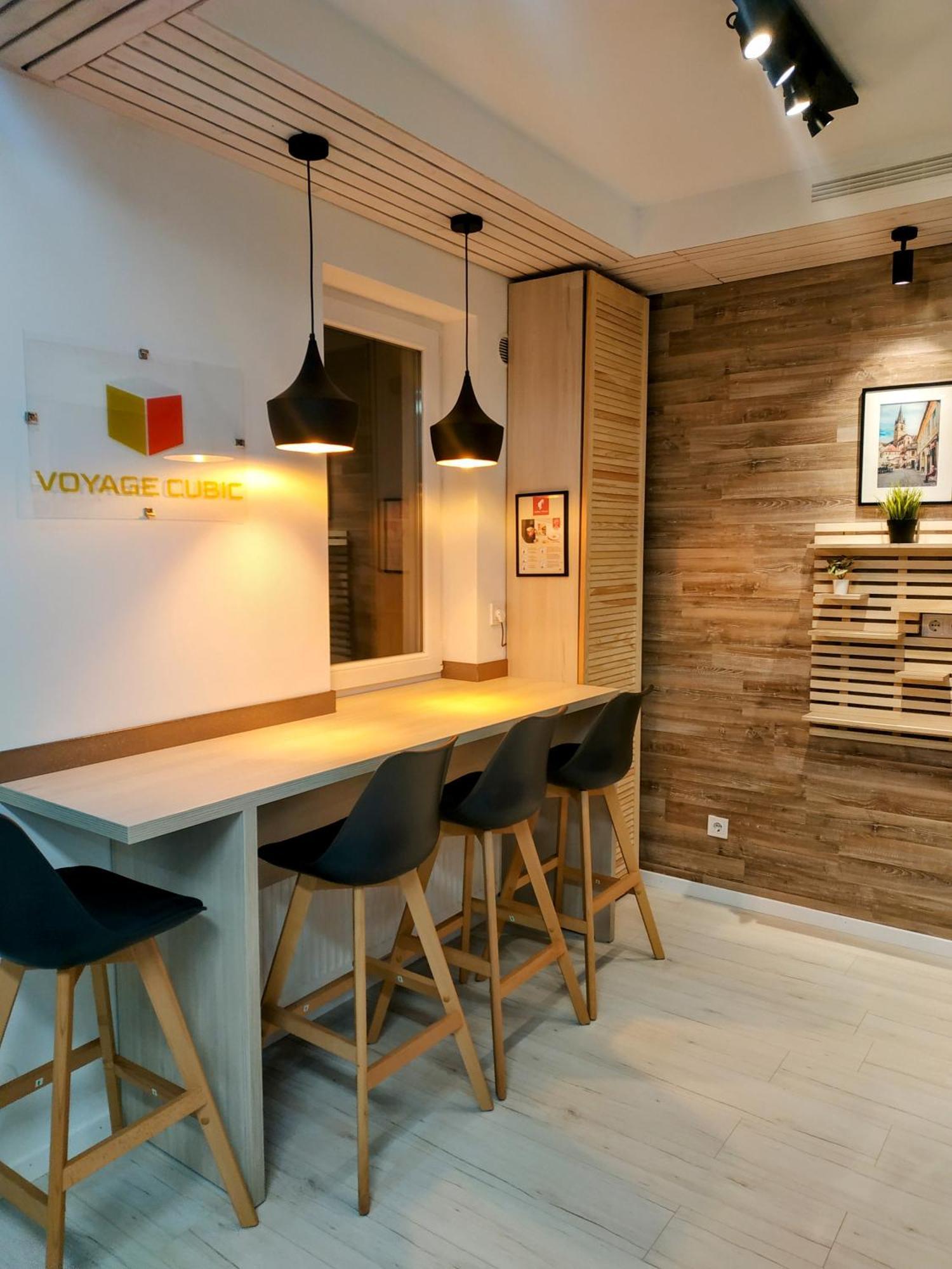 Voyage Cubic Adults Only Leilighet Sibiu Eksteriør bilde